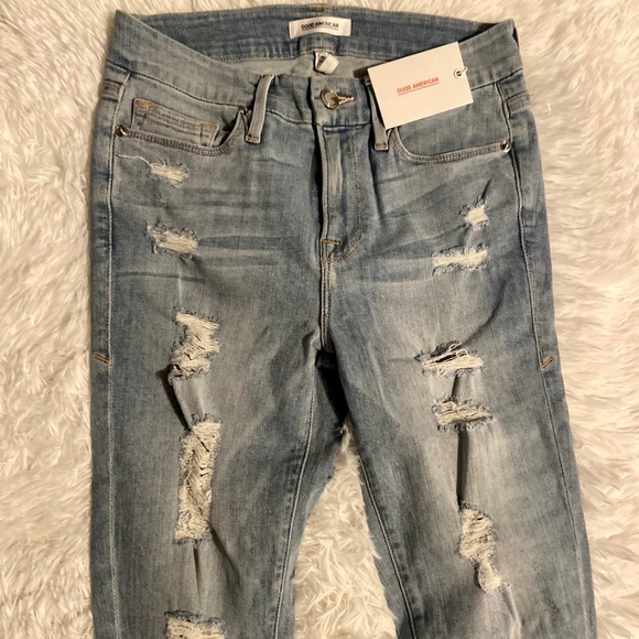 Good American Jeans - Picture 9 of 12